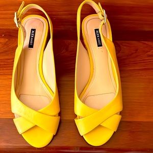 Beautiful Alex Marie yellow wedge leather sandals